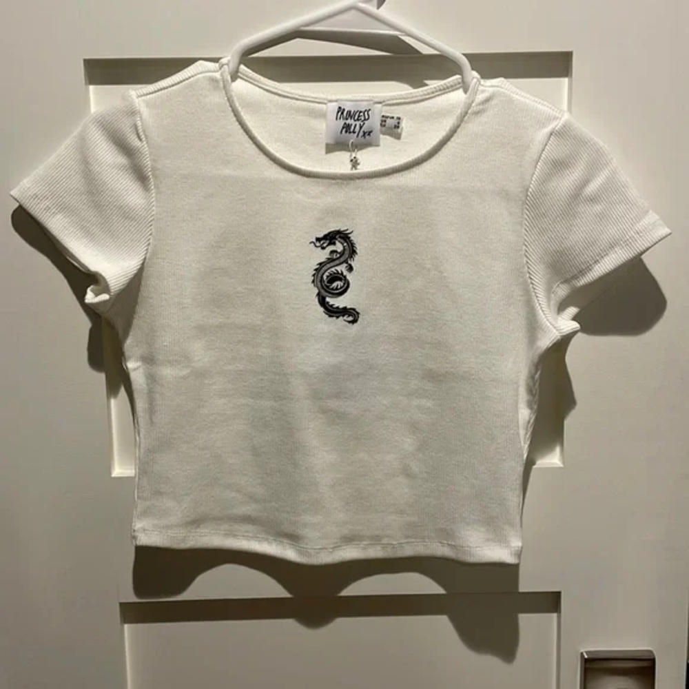 Princess Polly White Crop Top with Black Dragon Design